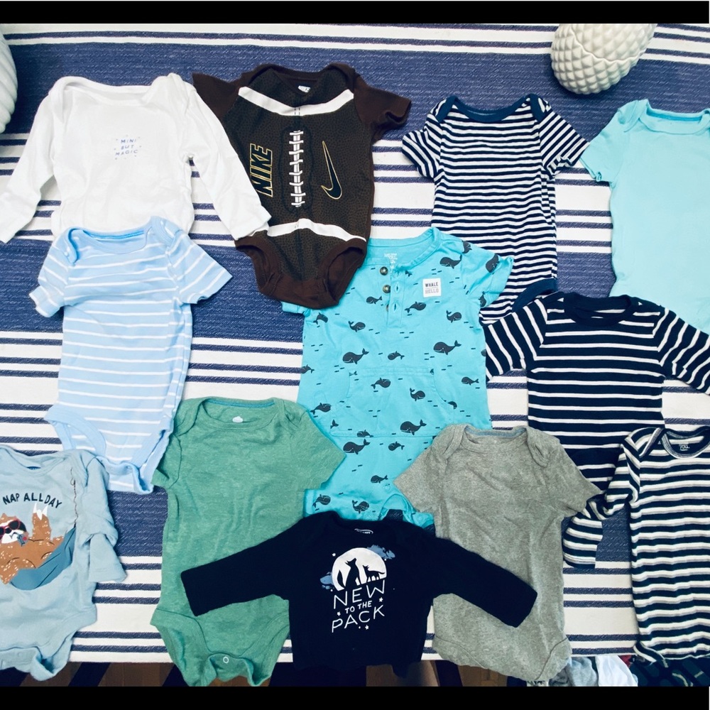 NWOT LOT of 12 baby onesies!! 0-3, 6 Nike